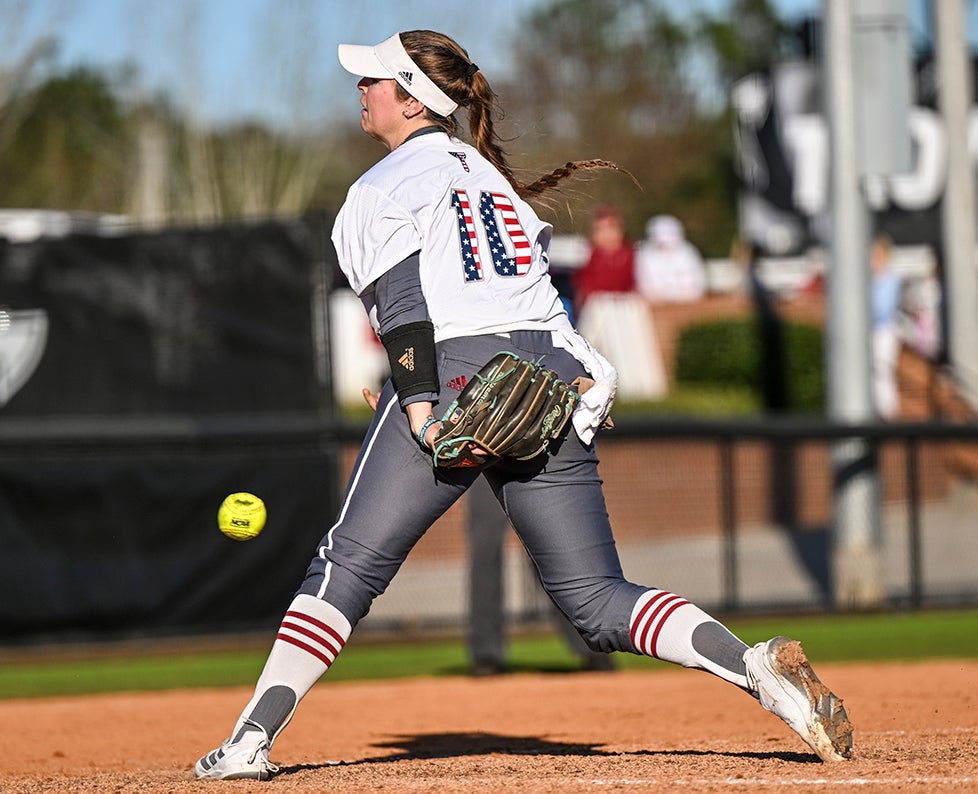 Big first inning lifts Trojans past ASU - The Troy Messenger | The Troy ...