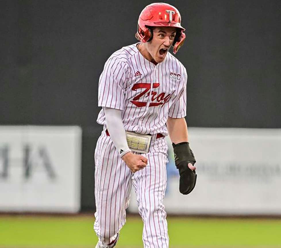 Pair of Ninth-Inning Runs Secures 7-6 Win for Baseball at Auburn