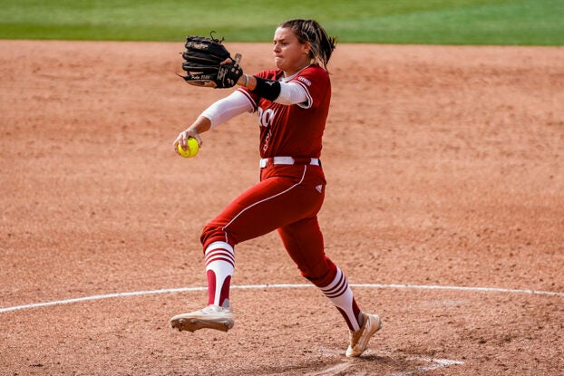 Troy Softball Eliminated From Sun Belt Tournament - The Troy Messenger ...